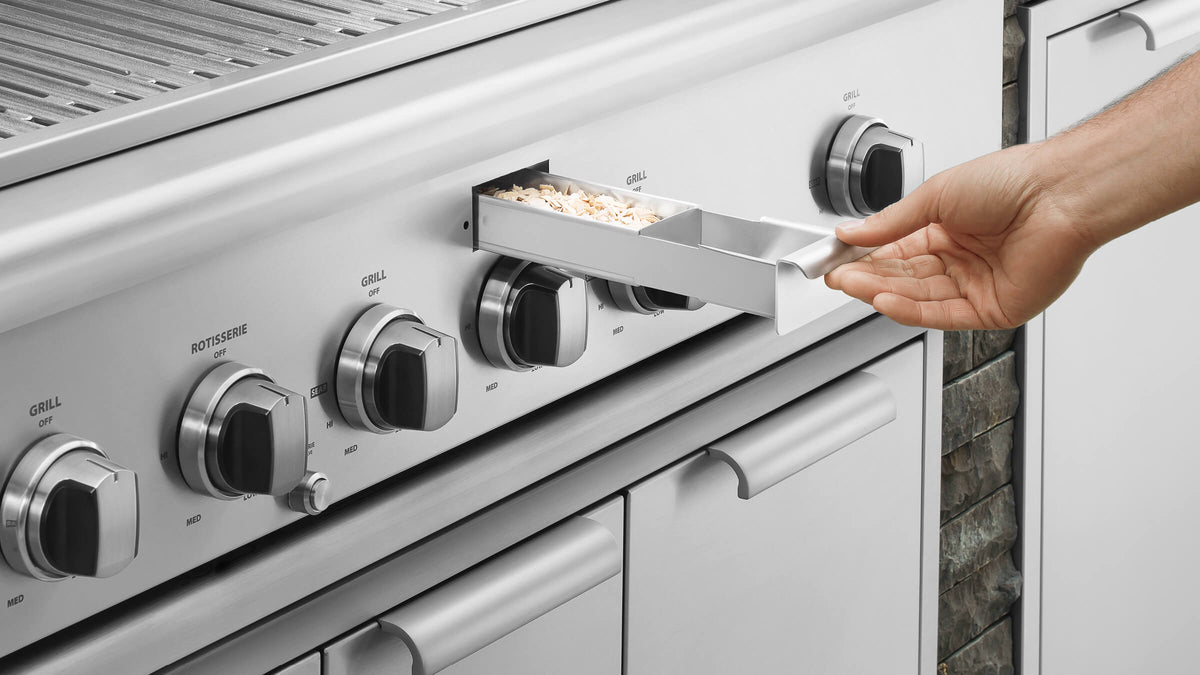 DCS 48" Series 7 Grill, Rotisserie, Natural Gas – view 14