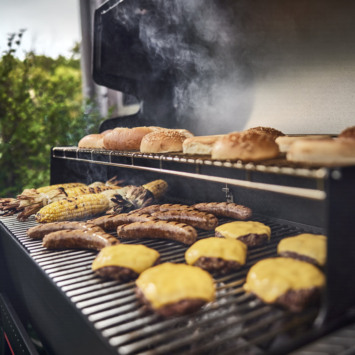 Weber Searwood XL 600 Pellet Grill – view 2