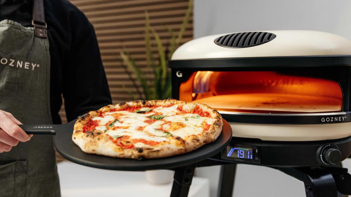 Gozney Arc XL Pizza Oven + Stand Package - Off Black