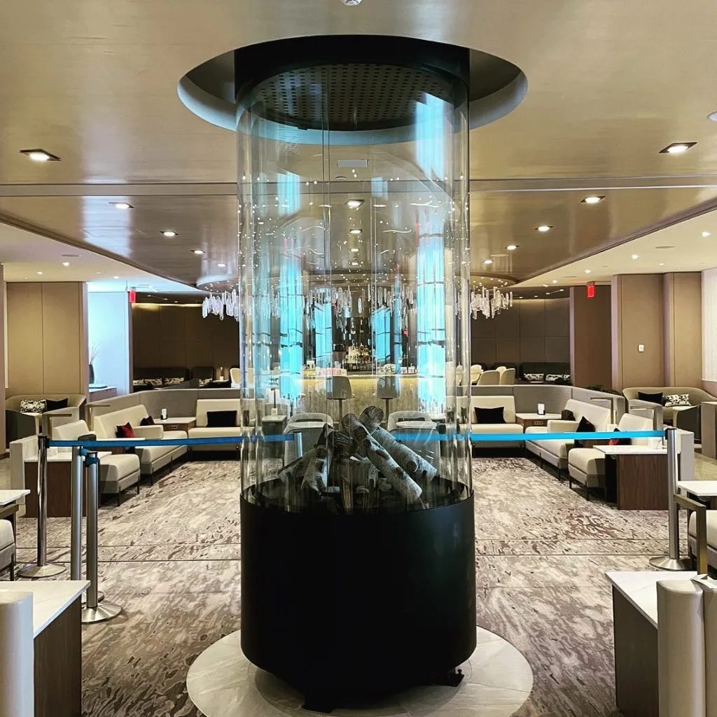 Montigo 360 see-through fireplace installed in a hotel lounge